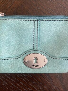 Fossil Mint Green Pebbled Leather Zip Wristlet